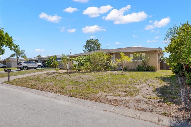 909 WOODLEY ROAD, Clearwater, FL 33764