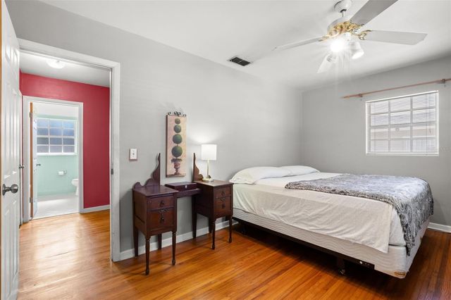 909 WOODLEY ROAD, Clearwater, FL 33764