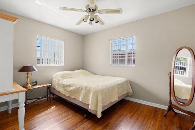 909 WOODLEY ROAD, Clearwater, FL 33764