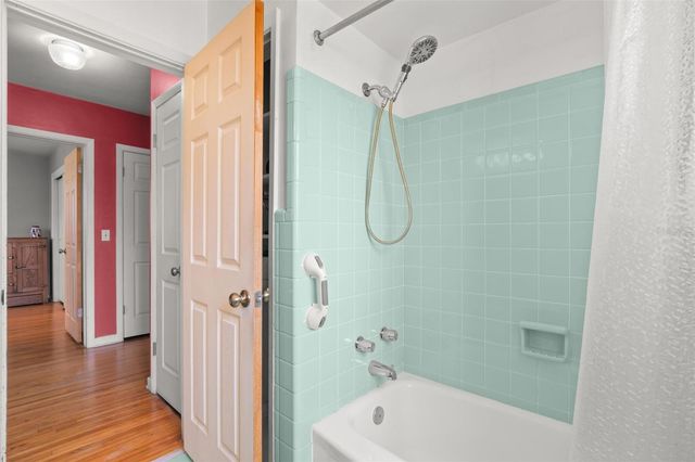 909 WOODLEY ROAD, Clearwater, FL 33764