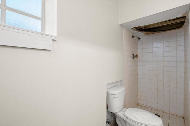 909 WOODLEY ROAD, Clearwater, FL 33764