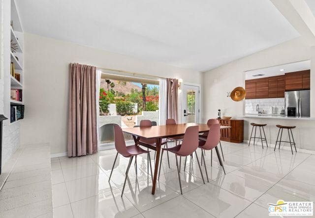 2440 N Girasol Avenue, Palm Springs, CA 92262