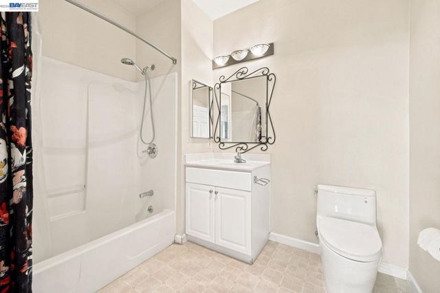 401 S Norfolk St 301, San Mateo, CA 94401