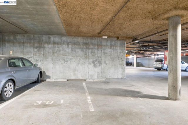 401 S Norfolk St 301, San Mateo, CA 94401