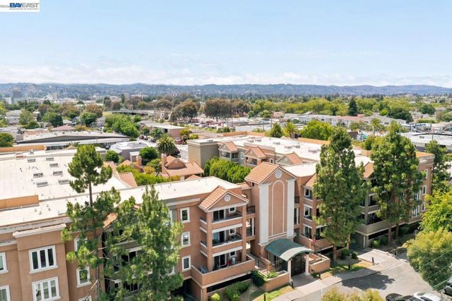 401 S Norfolk St 301, San Mateo, CA 94401