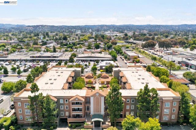 401 S Norfolk St 301, San Mateo, CA 94401