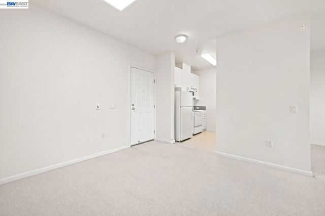 401 S Norfolk St 301, San Mateo, CA 94401