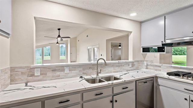 16121 Fm 2620 Road, Bedias, TX 77831
