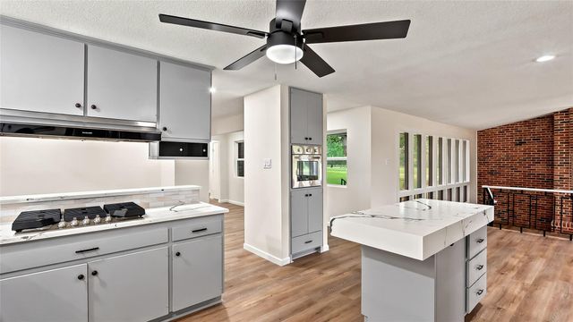 16121 Fm 2620 Road, Bedias, TX 77831