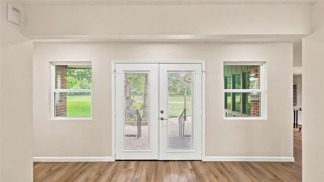 16121 Fm 2620 Road, Bedias, TX 77831