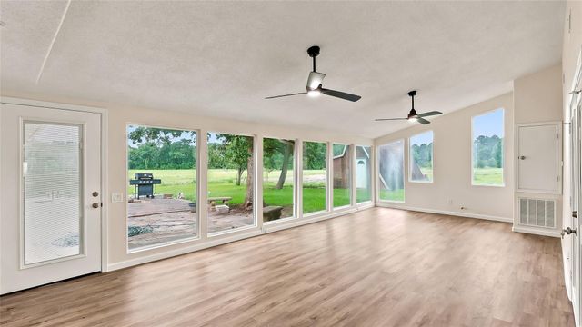 16121 Fm 2620 Road, Bedias, TX 77831
