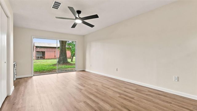 16121 Fm 2620 Road, Bedias, TX 77831