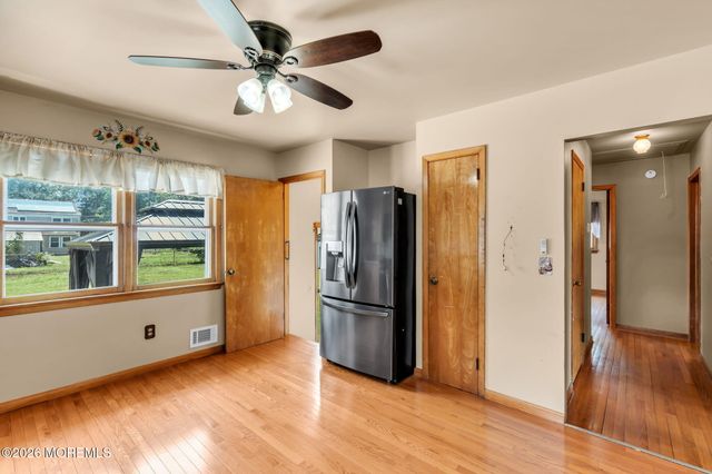 514 Pine Street, Lakehurst, NJ 08733