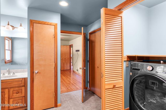 514 Pine Street, Lakehurst, NJ 08733