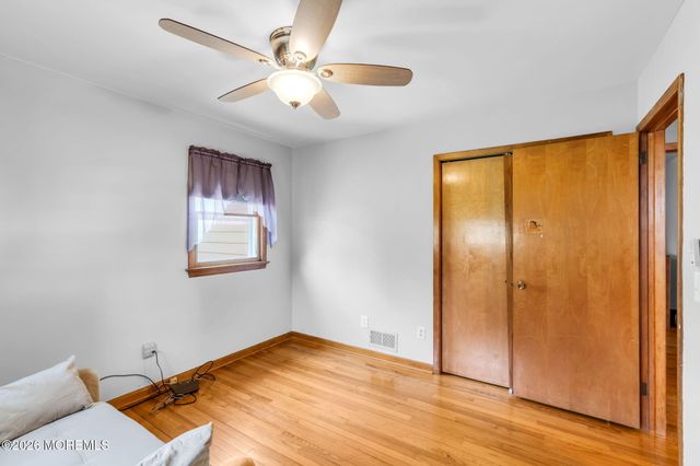514 Pine Street, Lakehurst, NJ 08733