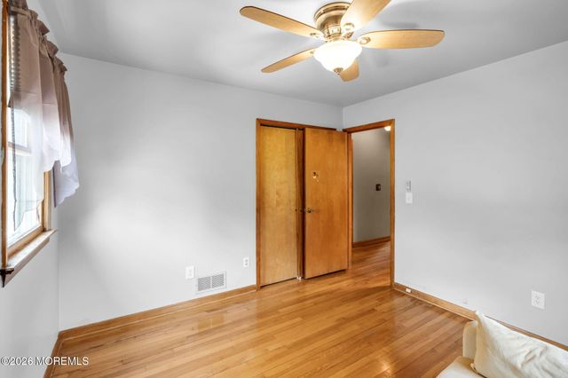 514 Pine Street, Lakehurst, NJ 08733