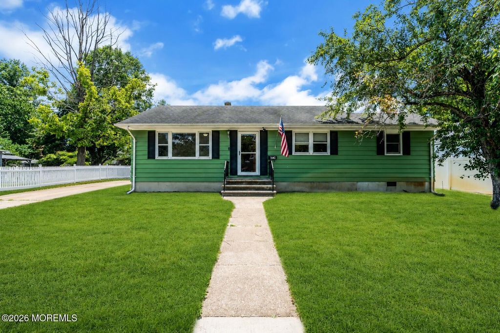 514 Pine Street, Lakehurst, NJ 08733