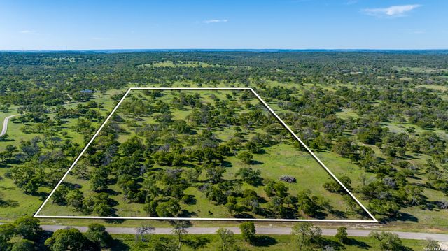 283 Dally Road, Fredericksburg, TX 78624