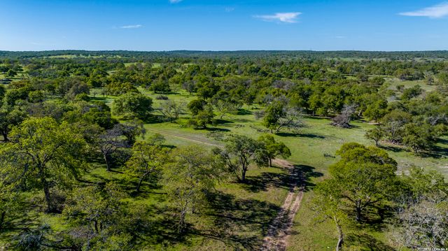 283 Dally Road, Fredericksburg, TX 78624