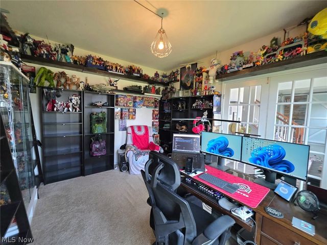 10065 Meadow Ridge Drive, Streetsboro, OH 44241