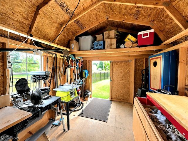 10065 Meadow Ridge Drive, Streetsboro, OH 44241