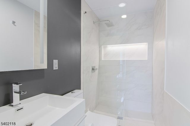 12 Nutwold Ave, West Orange Twp., NJ 07052