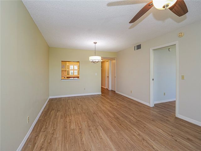 464 Grove Isle Circle 464, Vero Beach, FL 32962
