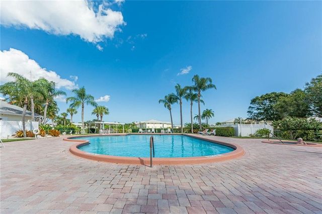464 Grove Isle Circle 464, Vero Beach, FL 32962