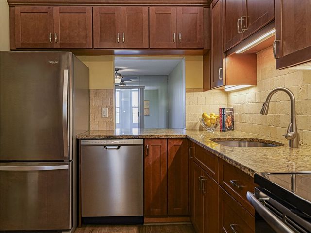 464 Grove Isle Circle 464, Vero Beach, FL 32962
