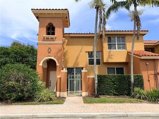 14377 SW 11th St 2610, Pembroke Pines, FL 33027