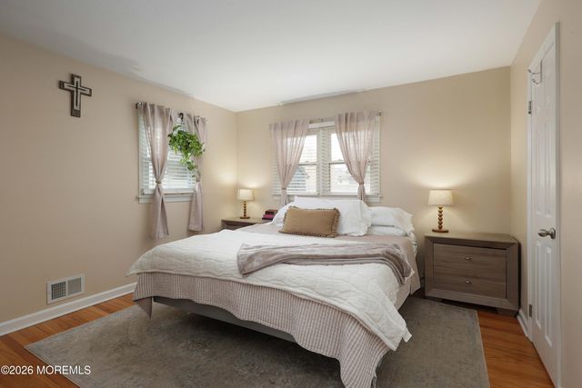 24 Norwood Drive, Toms River, NJ 08755