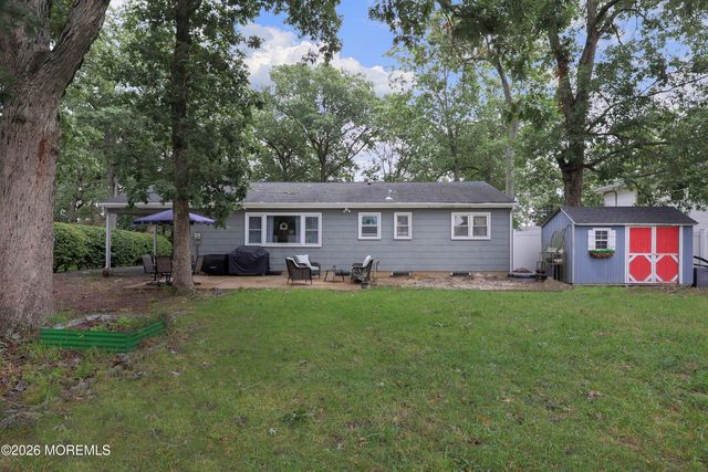 24 Norwood Drive, Toms River, NJ 08755