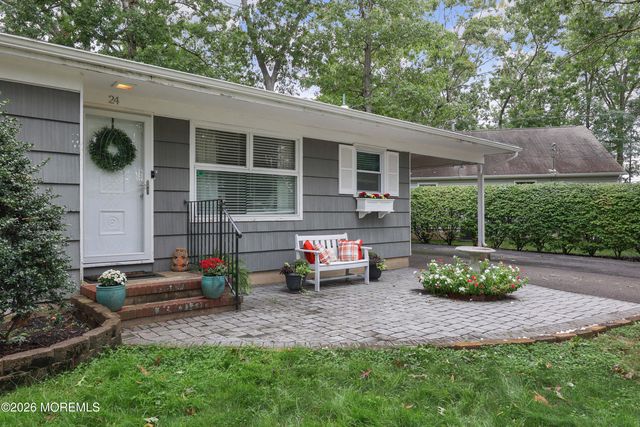 24 Norwood Drive, Toms River, NJ 08755