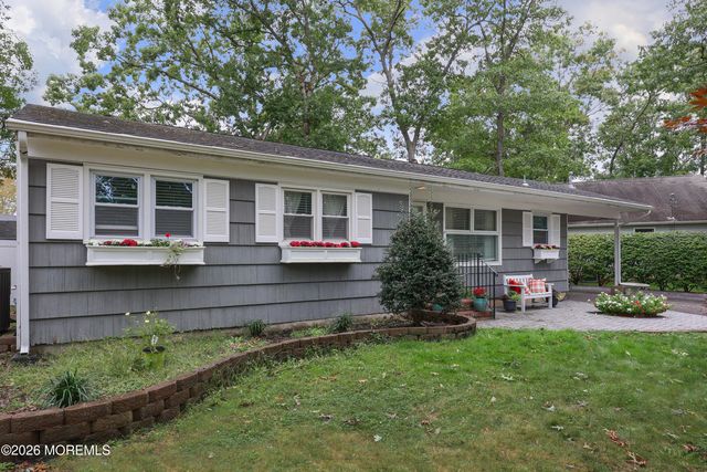 24 Norwood Drive, Toms River, NJ 08755
