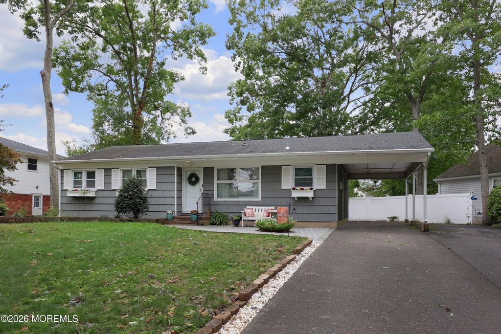 24 Norwood Drive, Toms River, NJ 08755
