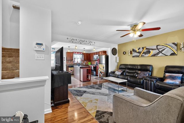208 LADY BUG DR, Dover, DE 19901