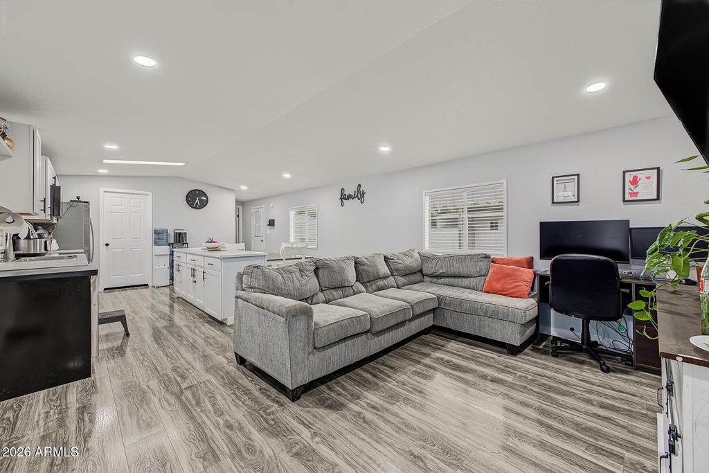 156 N HAWES Road 40, Mesa, AZ 85207 — photo 3