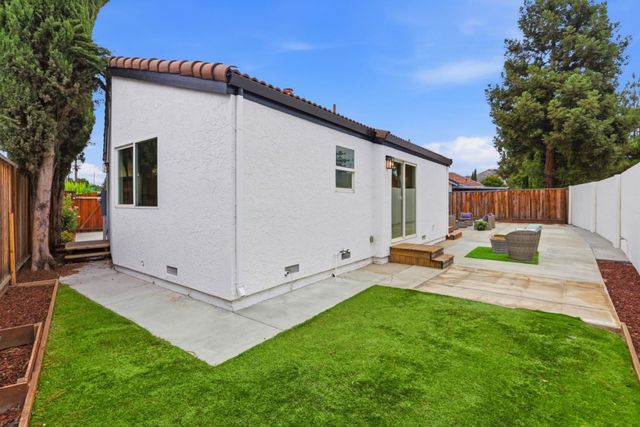 6887 Rockton Avenue, San Jose, CA 95119