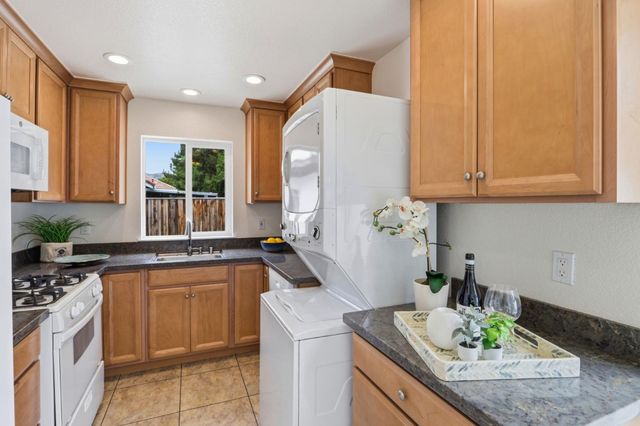 6887 Rockton Avenue, San Jose, CA 95119