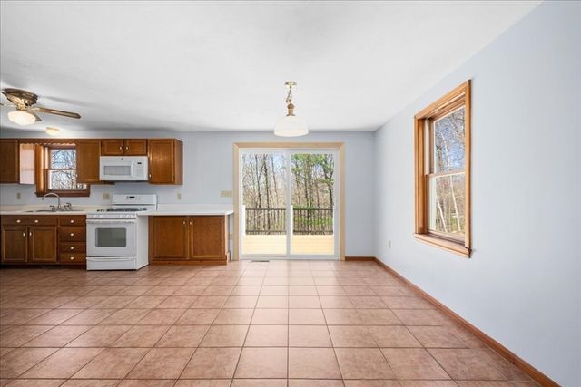 25 Collier Cir, Spencer, MA 01562