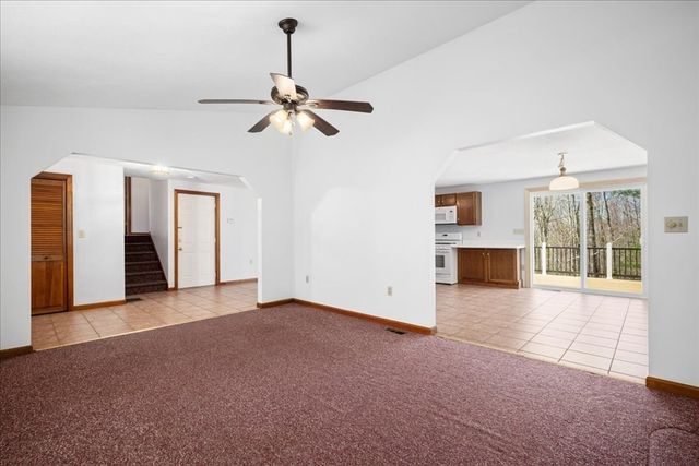 25 Collier Cir, Spencer, MA 01562