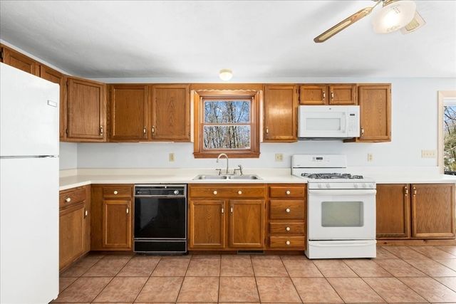 25 Collier Cir, Spencer, MA 01562