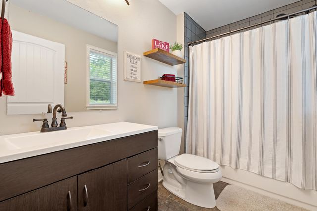 4219 NE Cherry Lake Circle, Madison, FL 32340