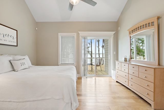 4219 NE Cherry Lake Circle, Madison, FL 32340