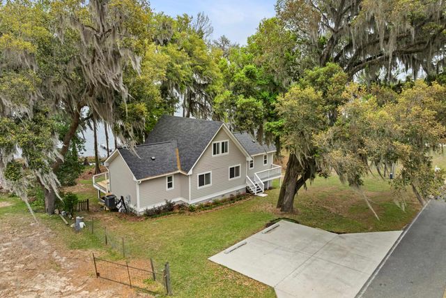 4219 NE Cherry Lake Circle, Madison, FL 32340