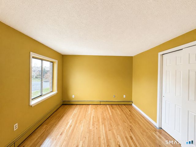 50 Wakefield Circle 50, East Hartford, CT 06118