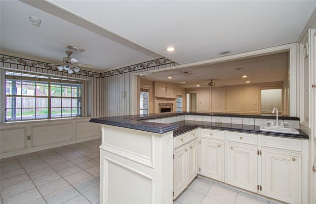 5614 Ascalon Circle, Houston, TX 77069