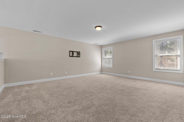 280 Wiregrass Lane, Southern Pines, NC 28387