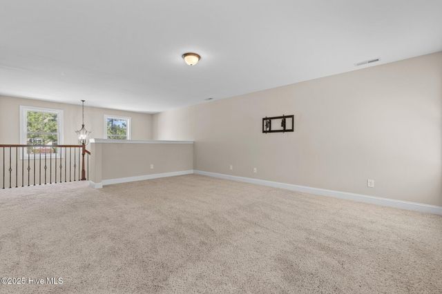 280 Wiregrass Lane, Southern Pines, NC 28387