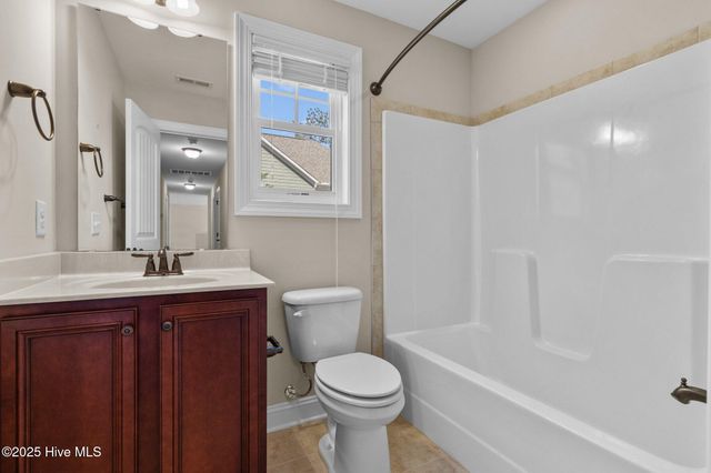 280 Wiregrass Lane, Southern Pines, NC 28387